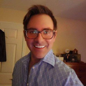 Meet your Posher, Daniel